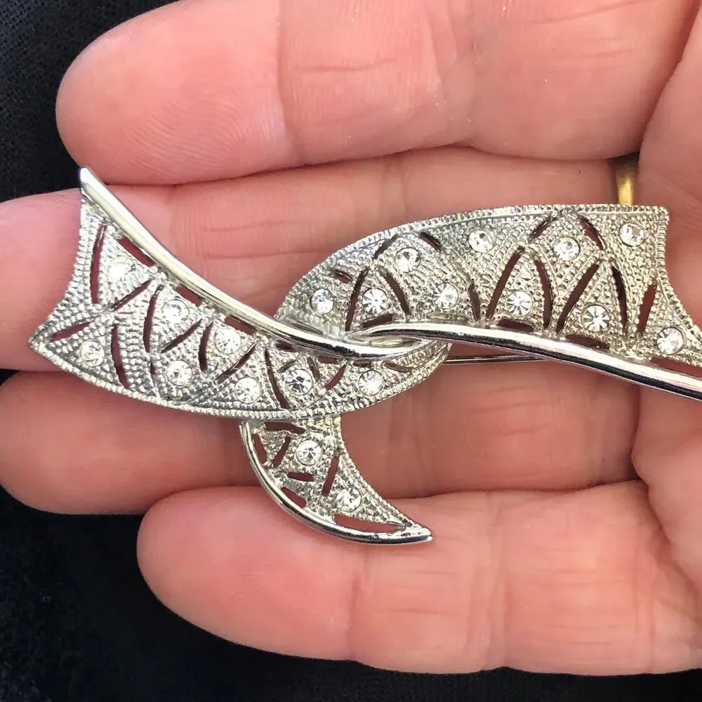 Vintage Art Deco Silver Tone Pave with Crystal Rhinestones Brooch Pin